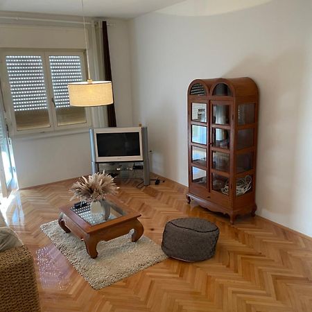 דירות זאדאר Apartman Robert מראה חיצוני תמונה