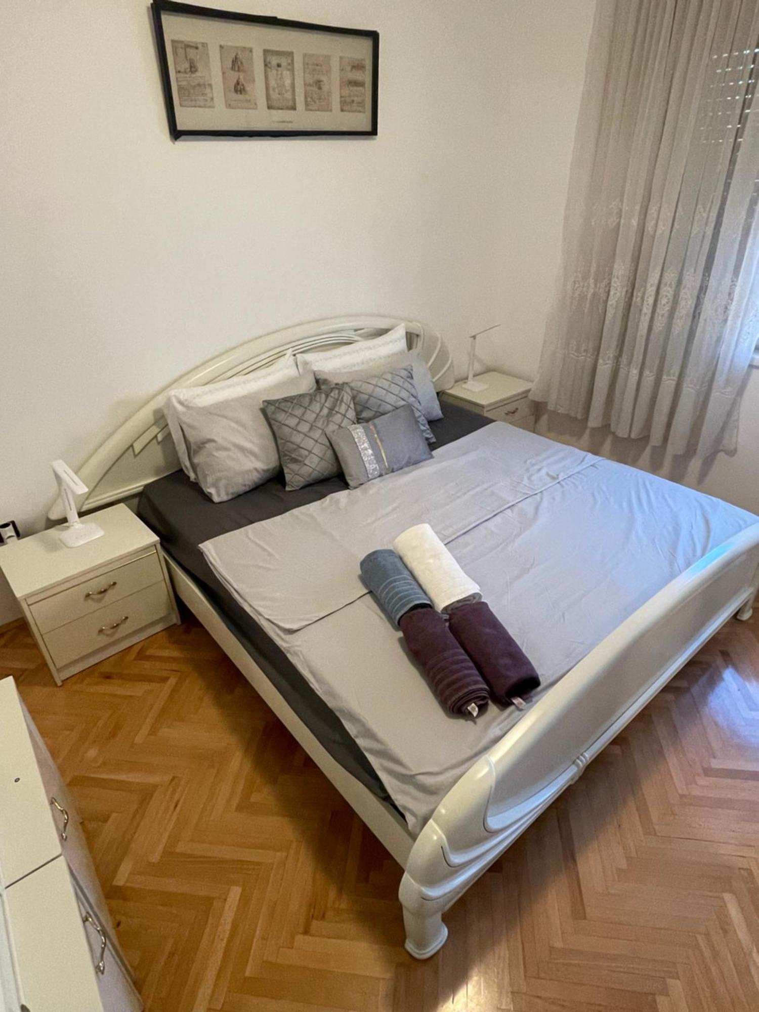 דירות זאדאר Apartman Robert מראה חיצוני תמונה