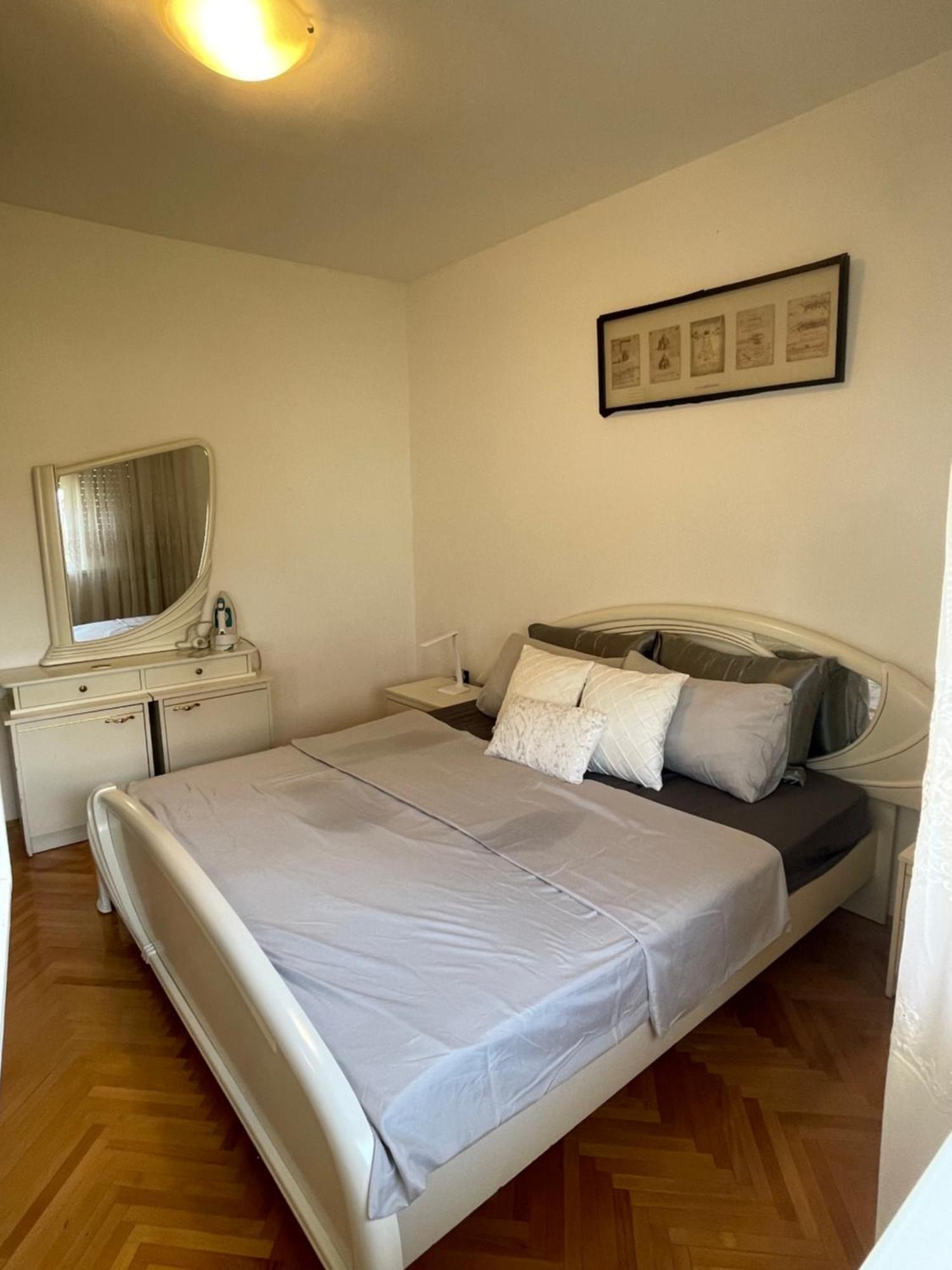 דירות זאדאר Apartman Robert מראה חיצוני תמונה